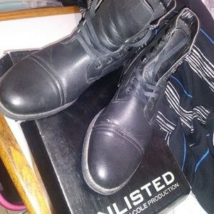 Unlisted Kenneth Cole mans shoe sz 11